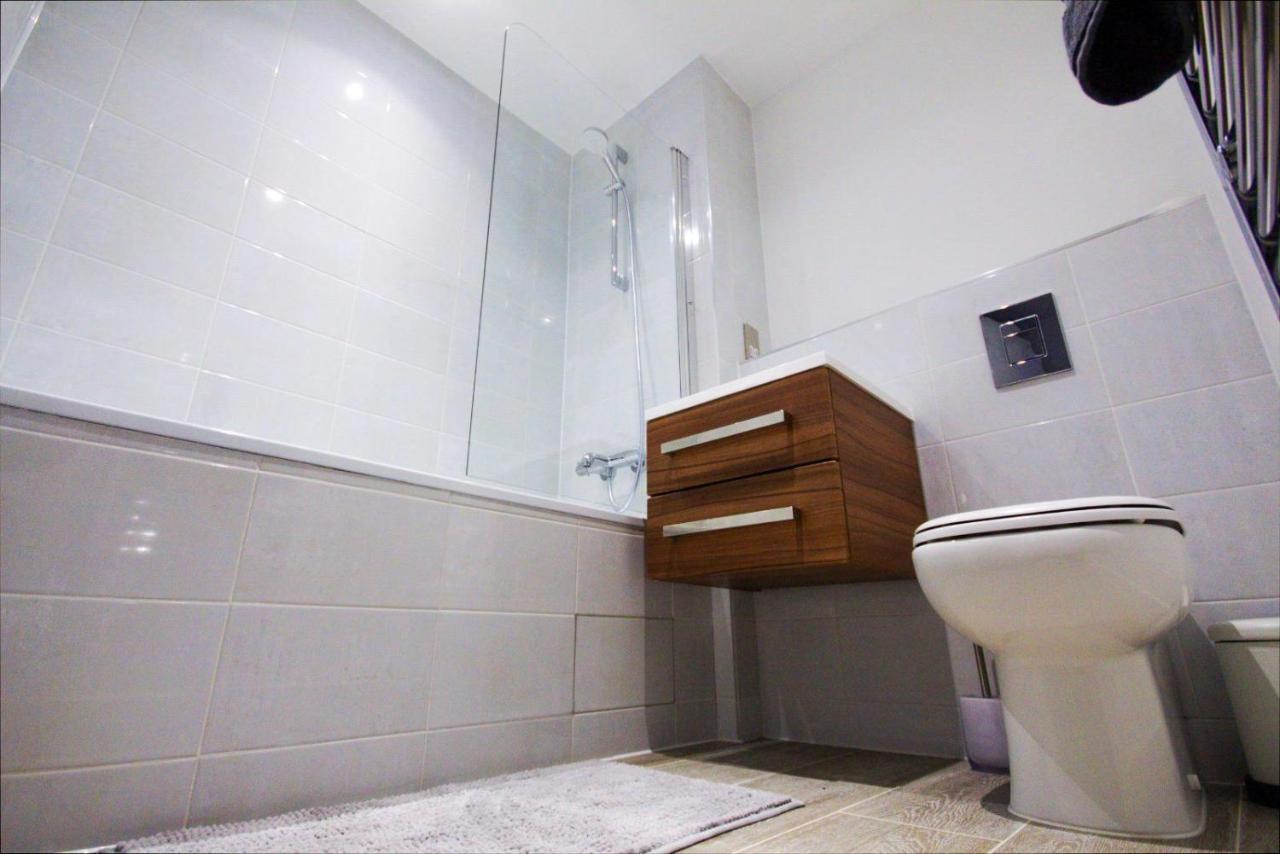 Modern 2 Bed Apartment With Central Location Бірмінгем Екстер'єр фото